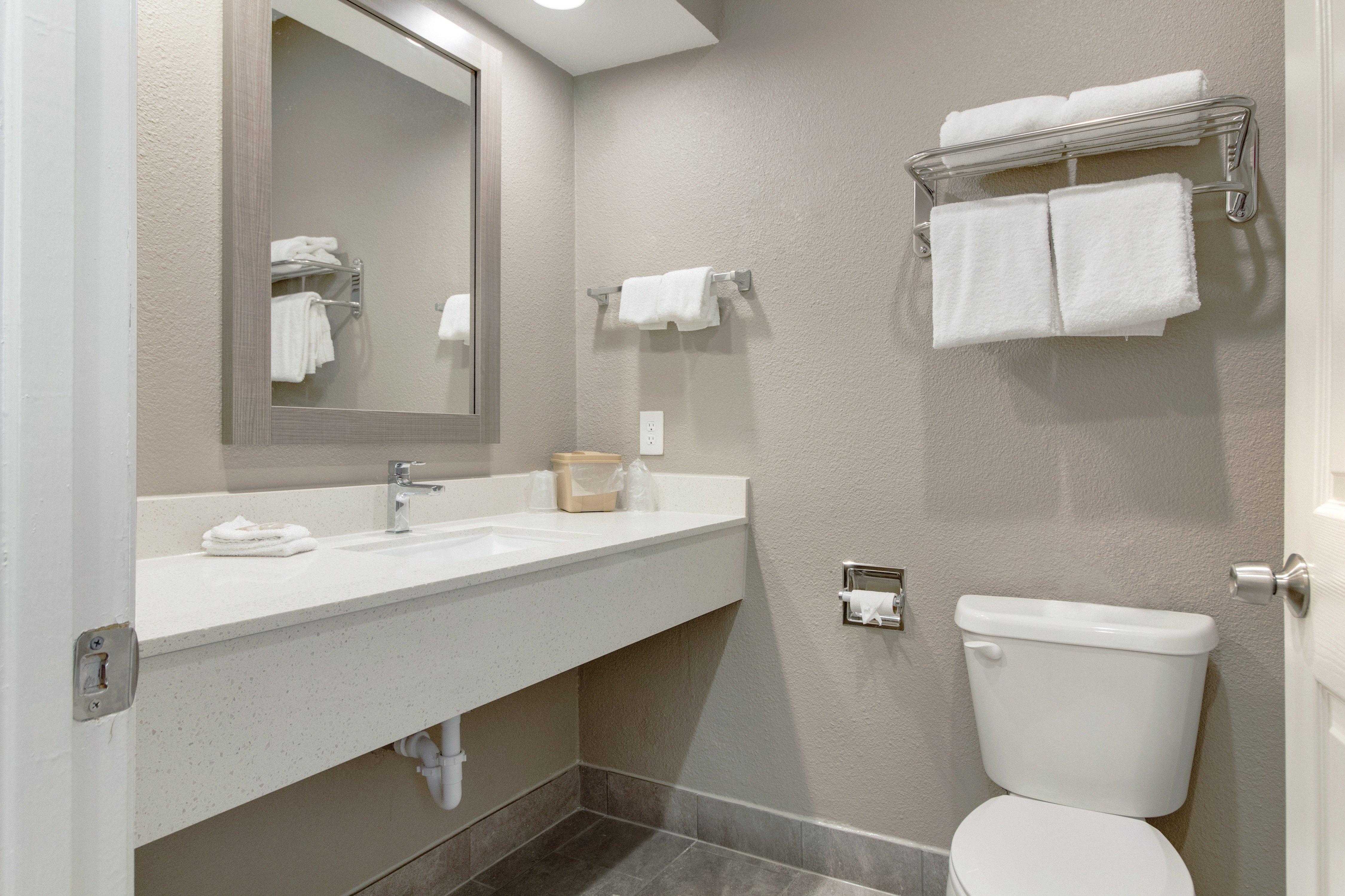 Red Roof Inn Plus + Galveston - Beachfront Exterior foto