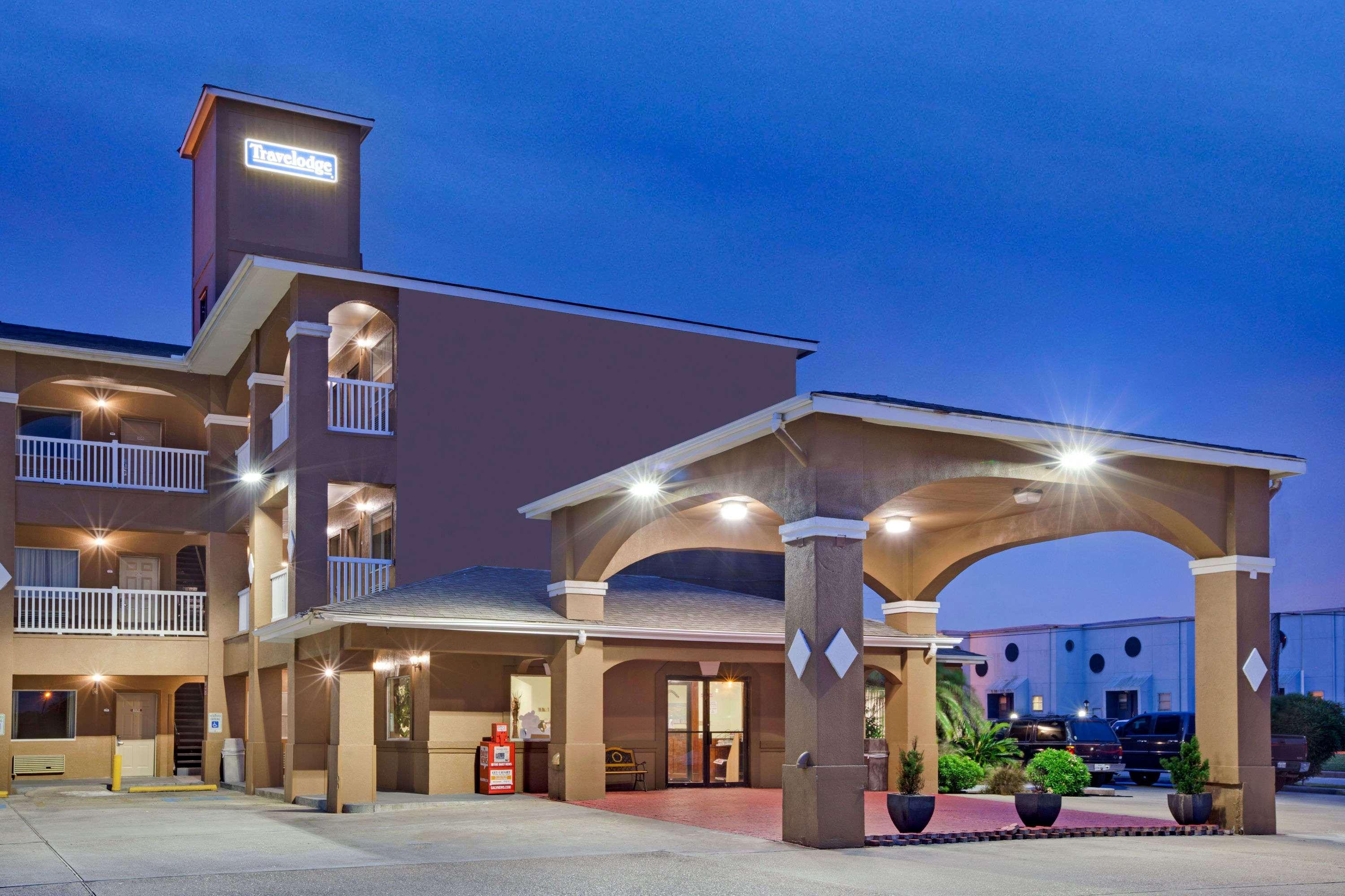 Red Roof Inn Plus + Galveston - Beachfront Exterior foto