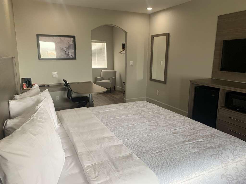 Red Roof Inn Plus + Galveston - Beachfront Quarto foto